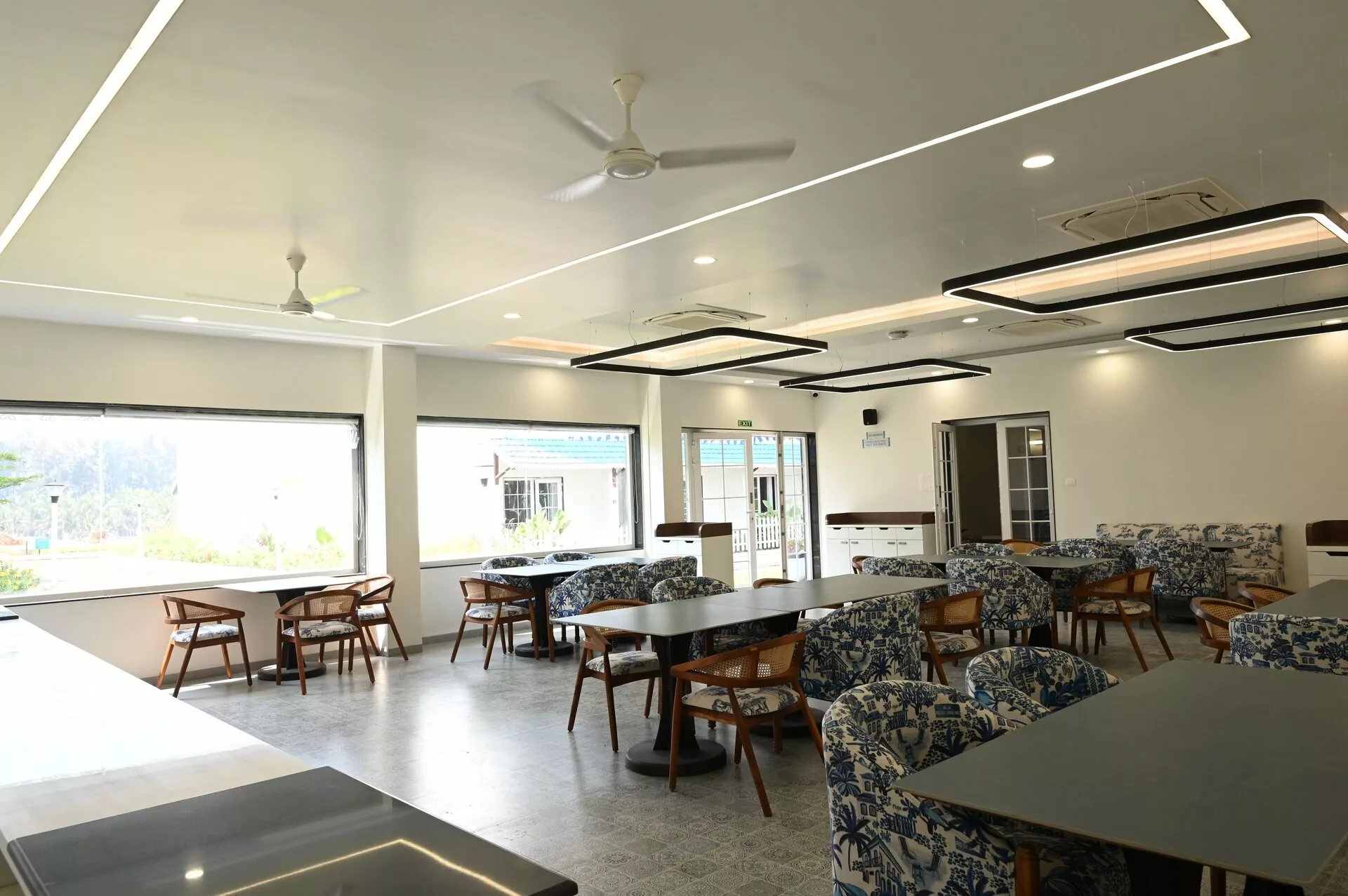 Restaurants & Dining 2